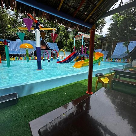Shari-La Perhentian Island Resort Kampong Pasir Panjang  Exteriör bild