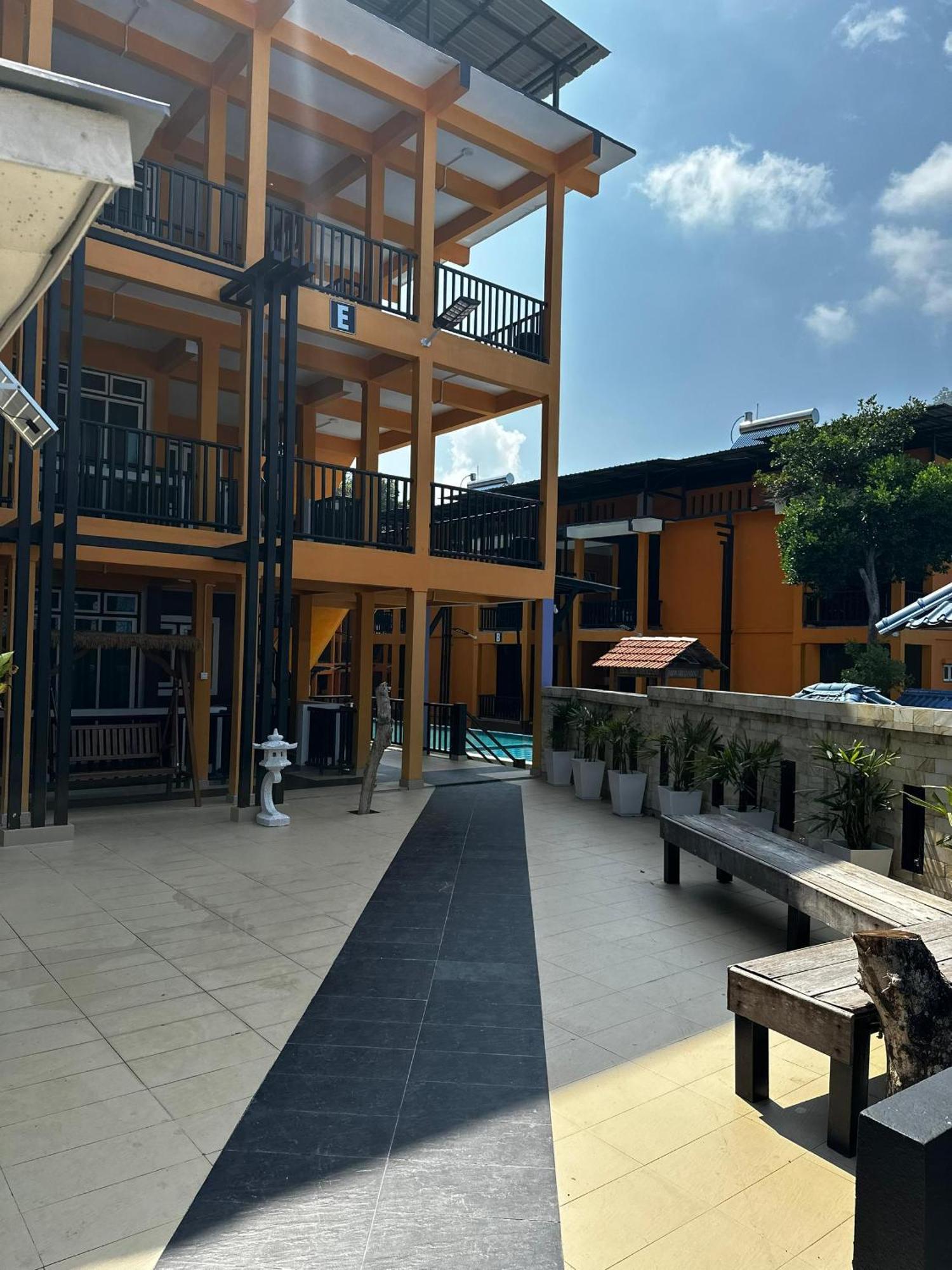 Shari-La Perhentian Island Resort Kampong Pasir Panjang  Exteriör bild